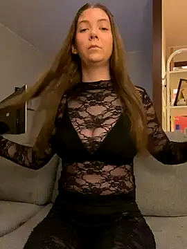 Mandispandis1 online show from 11/24/25, 09:47