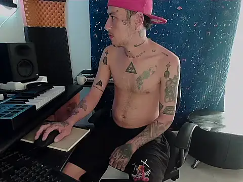 patrik tattoo  online show from 01/25/25, 03:30