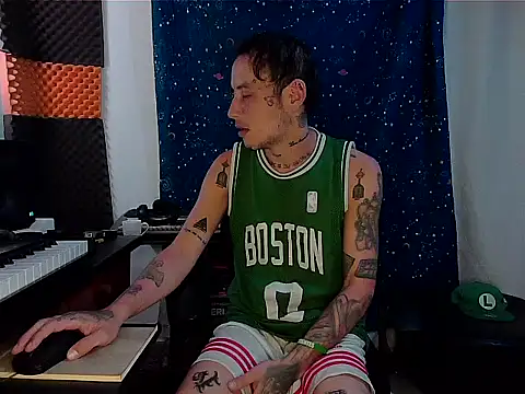 patrik tattoo  online show from 02/06/25, 11:37