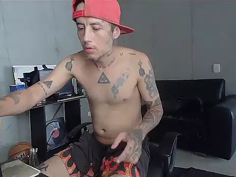 patrik tattoo  online show from 04/10/26, 04:23