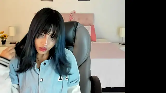 Kitty Pam online show from 03/05/25, 04:45