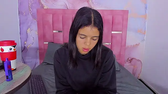 LizzMartin online show from 12/14/24, 10:28