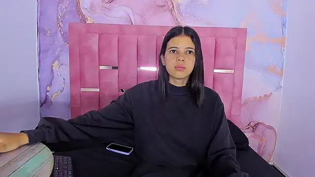 LizzMartin online show from 12/18/24, 07:19