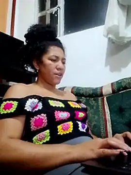 bellacrespalatina online show from 11/15/25, 12:08