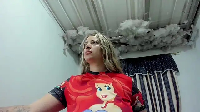 Snapshot of Lauu_G chatting on 03/04/26, 10:32 Lauu G online show from 03/04/26, 10:32