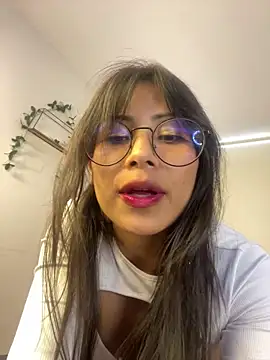 Jade Zephyra online show from 02/05/26, 08:24