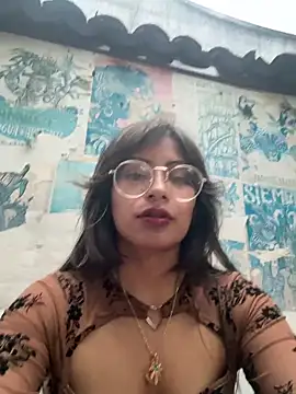 Jade Zephyra online show from 05/02/26, 10:48