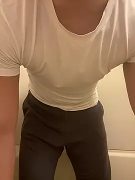 YU-KI00 online show from 11/16/25, 11:16