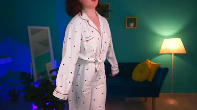 AnnTerry  online show from 02/11/25, 02:35