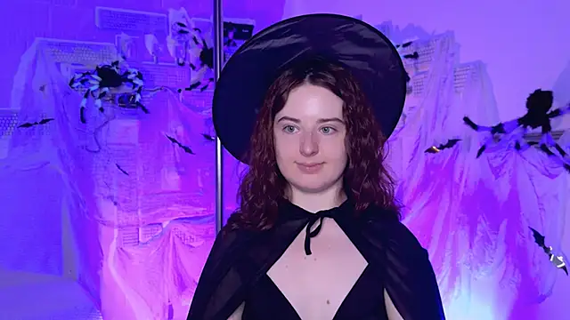 AnnTerry  online show from 10/18/25, 08:37