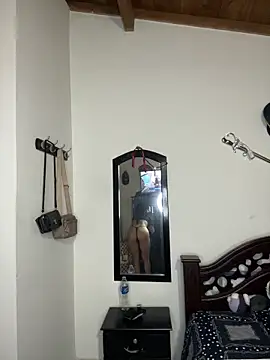 emilie xx  online show from 03/13/26, 06:03