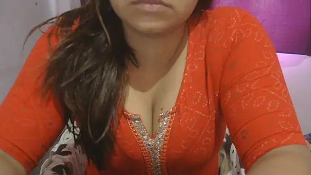 Snapshot of cutie-taara chatting on 07/21/26, 03:09 cutie-taara online show from 07/21/26, 03:09