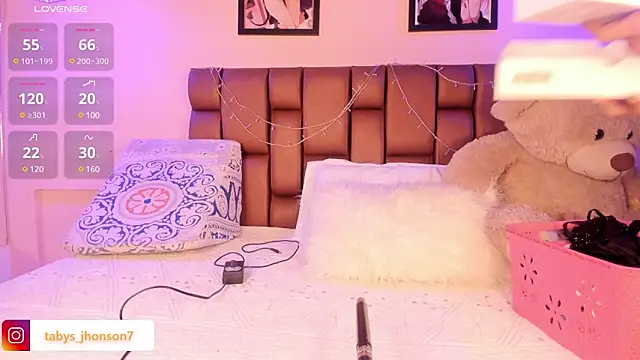 TabyJhonson online show from 02/08/25, 12:50