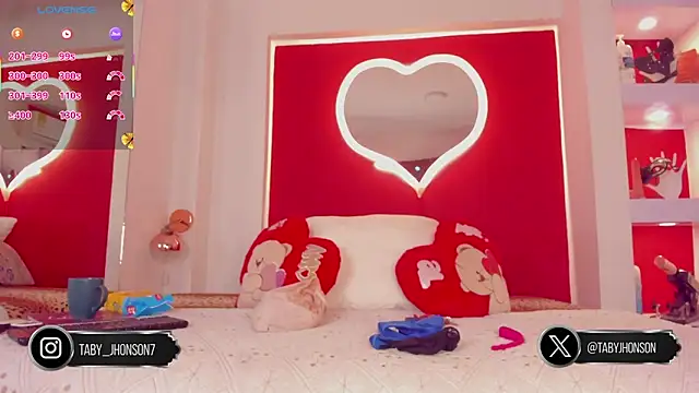 TabyJhonson online show from 10/09/25, 12:47