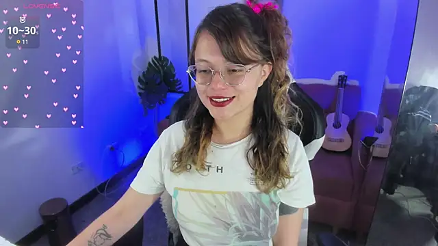 blackberrys  online show from 10/13/25, 01:44