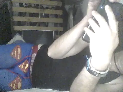 Snapshot of frank32love chatting on 01/14/25, 05:19 frank32love online show from 01/14/25, 05:19