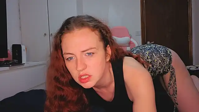 ENGLISHEMILY 69 online show from 02/02/26, 08:51