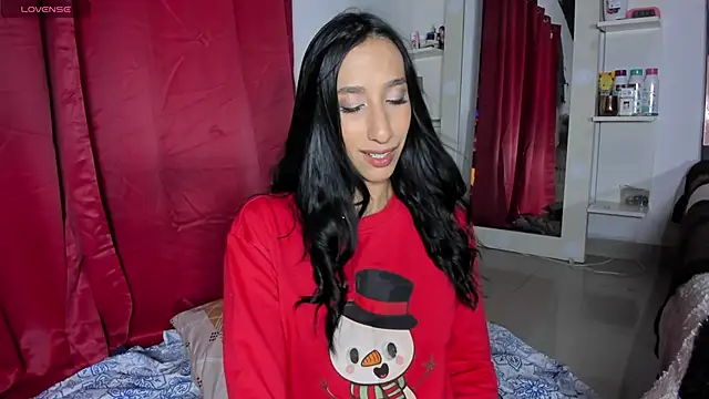 Carol M8 online show from 12/12/24, 03:21