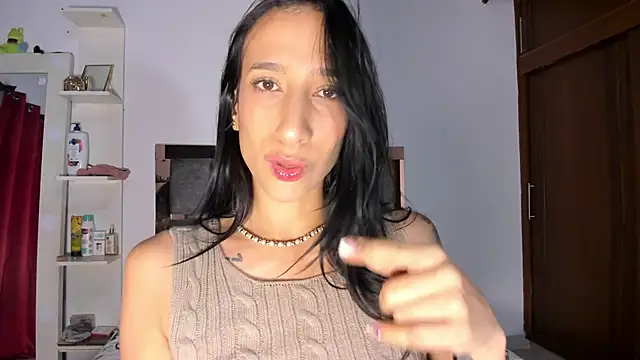 Carol M8 online show from 02/08/25, 03:19