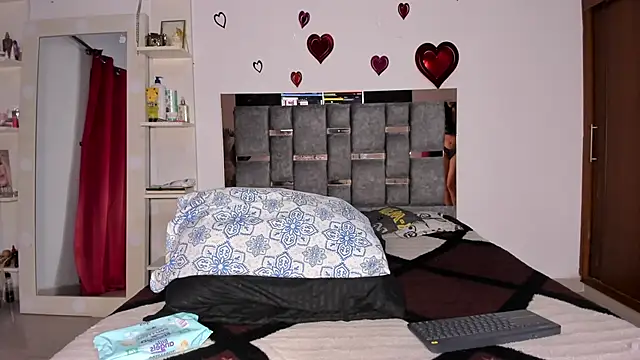 Carol M8 online show from 03/01/25, 04:15