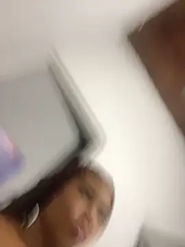 grace miller03 online show from 12/21/25, 07:26