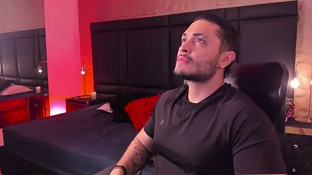 JossAckland online show from 03/08/25, 11:48