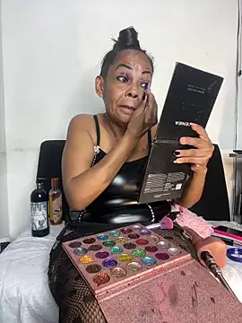 chiquimaturesexy online show from 02/24/26, 08:18