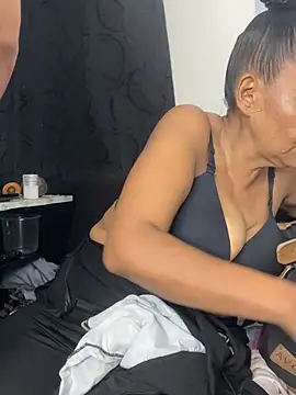 chiquimaturesexy online show from 04/11/26, 08:13