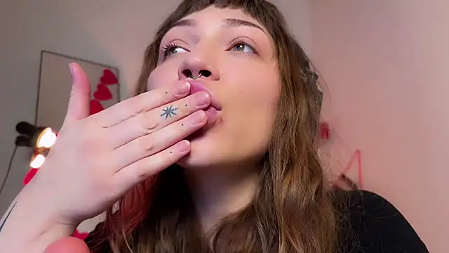 PaulaPratt online show from 02/12/25, 06:51