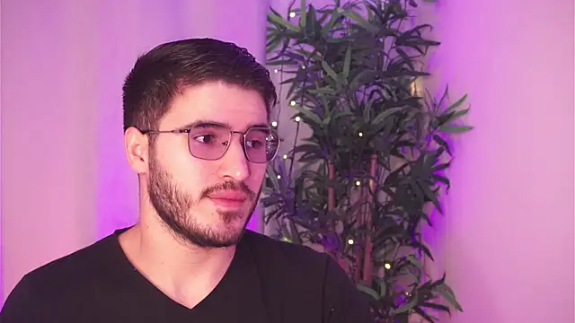 Tony Wylie online show from 04/01/26, 01:34