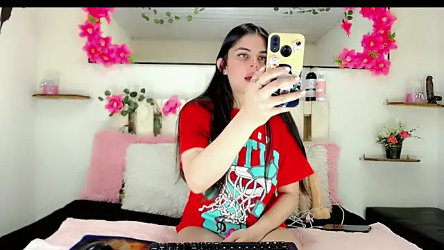 Madisson Ivanova online show from 12/28/24, 05:44