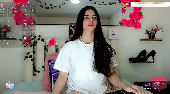 Madisson Ivanova online show from 01/09/25, 05:13