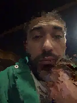 Snapshot of djtimka chatting on 10/02/25, 05:31 djtimka online show from 10/02/25, 05:31