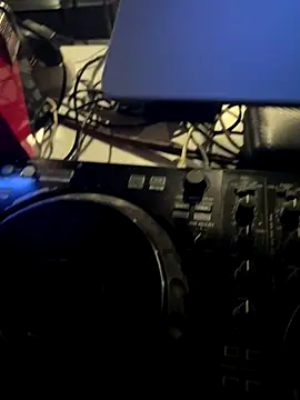 Snapshot of djtimka chatting on 10/07/25, 05:21 djtimka online show from 10/07/25, 05:21