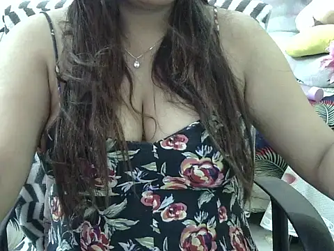 Snapshot of Bold_Pooja chatting on 05/16/26, 10:36 Bold Pooja online show from 05/16/26, 10:36