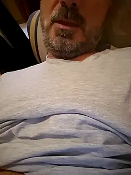 1talianBeutifulCock online show from 10/29/25, 08:49