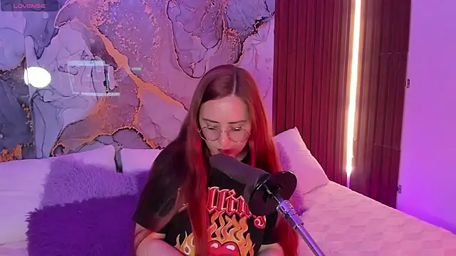 centaurigirl online show from 01/14/26, 03:34