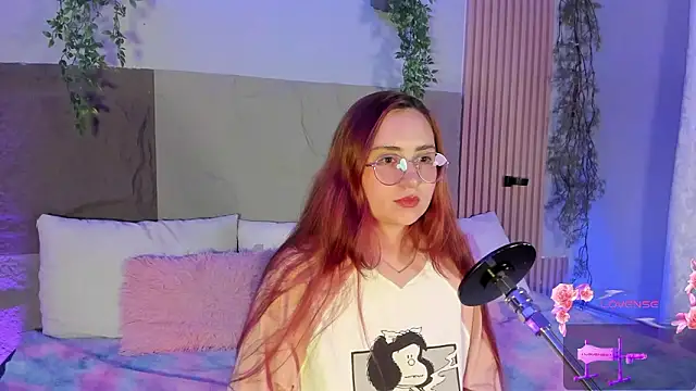 centaurigirl online show from 02/25/26, 04:11