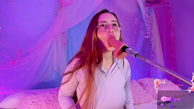 centaurigirl online show from 05/01/26, 03:55
