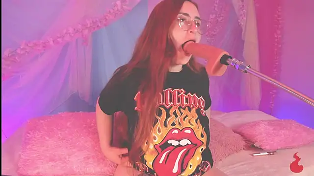 centaurigirl online show from 05/17/26, 05:16