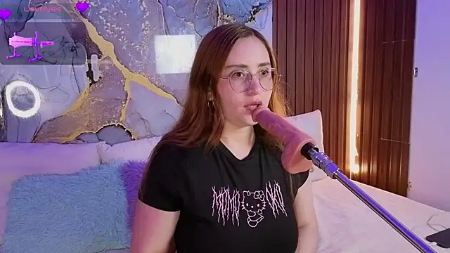 centaurigirl online show from 07/13/26, 03:20