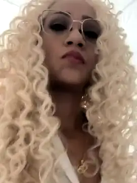 Amaliu  online show from 03/19/25, 01:18