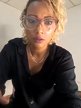 Amaliu  online show from 03/17/26, 03:26