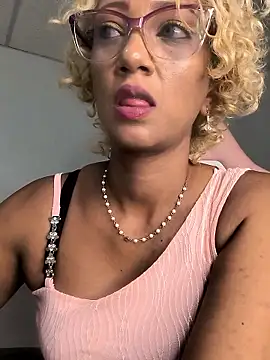 Amaliu  online show from 04/14/26, 02:56