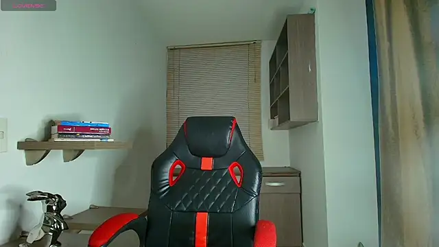 KazzuRoux001 online show from 12/06/24, 12:12