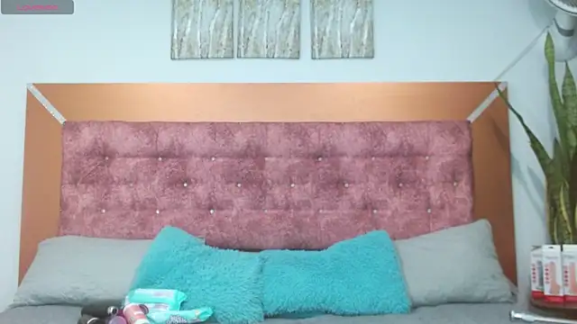 vennuss 89 online show from 02/04/25, 11:38