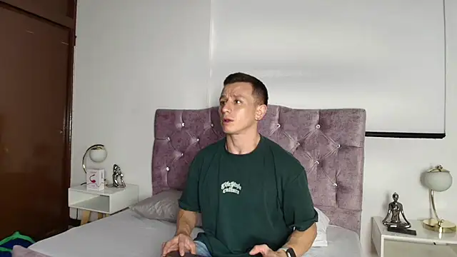 Andrewfalcon online show from 01/21/25, 12:18