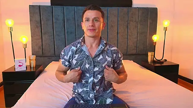 Andrewfalcon online show from 02/13/25, 06:59