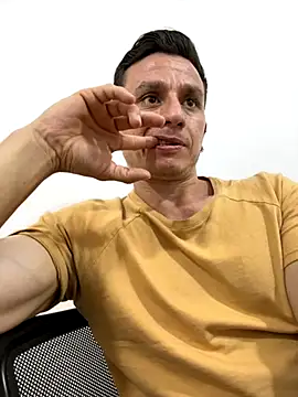 Andrewfalcon online show from 10/24/25, 07:43