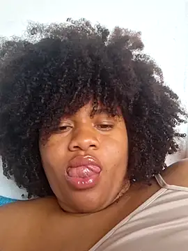 Snapshot of DANIELA_MICHEL chatting on 03/06/25, 10:26 DANIELA MICHEL online show from 03/06/25, 10:26